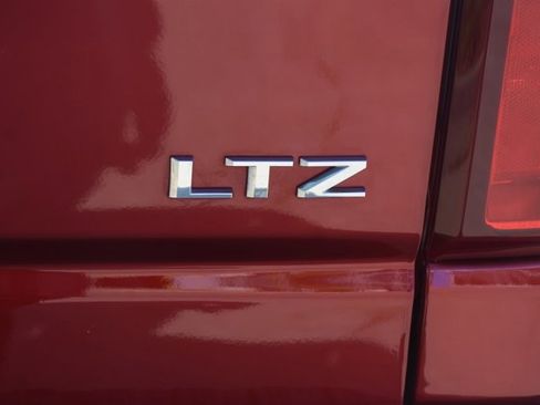Used 2025 Chevrolet Silverado 3500 LTZ w/ LTZ Plus Package AWD/4WD image 8