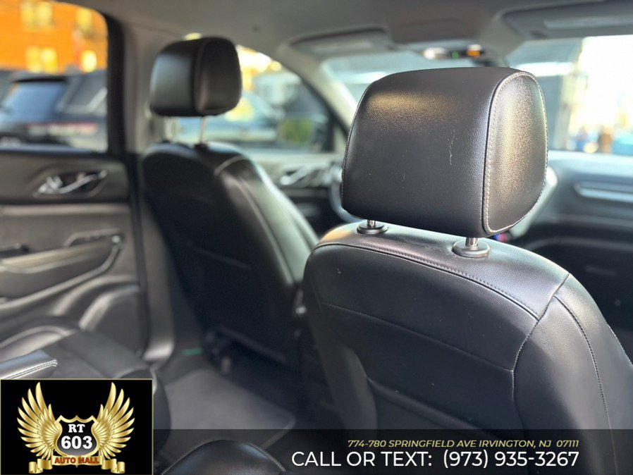Used 2019 GMC Acadia SLT AWD/4WD image 11