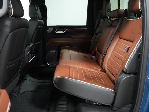New 2026 GMC Sierra 2500 Denali Ultimate image 24