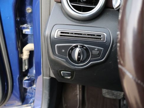 Used 2017 Mercedes-Benz GLC 300 GLC 300 image 34