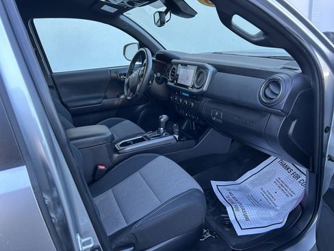 Certified 2023 Toyota Tacoma TRD Off-Road image 14