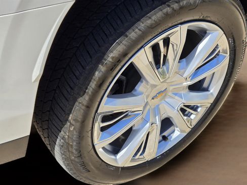 Used 2023 Chevrolet Tahoe High Country AWD/4WD image 8