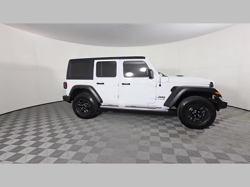 Used 2022 Jeep Wrangler Unlimited Sport AWD/4WD image 34