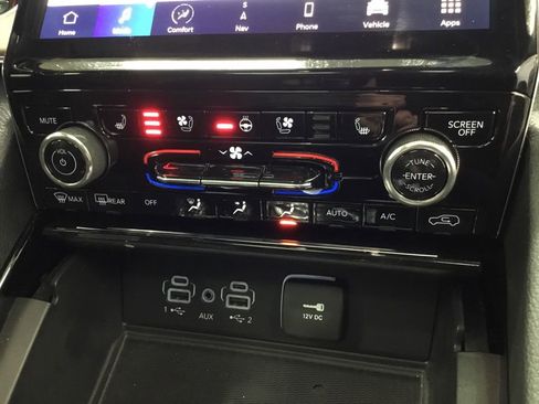 Used 2023 Jeep Grand Cherokee Summit w/ Adv Protech Group IV image 29