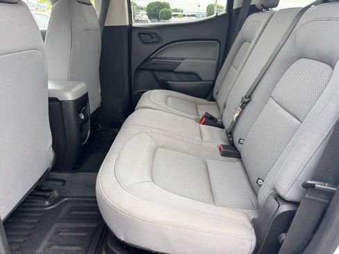 Used 2019 Chevrolet Colorado W/T w/ WT Convenience Package RWD image 17