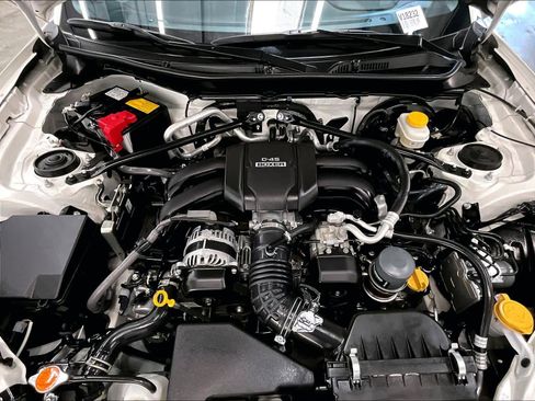 Used 2022 Toyota GR86 w/ ALL Weather Mat Package (TMS) image 10