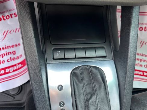 Used 2014 Volkswagen Eos Komfort FWD image 14