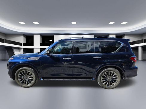 Used 2023 Nissan Armada Platinum w/ Cargo Package RWD image 3