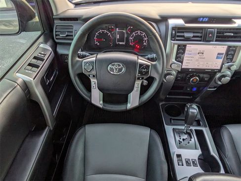 Certified 2022 Toyota 4Runner SR5 Premium image 17