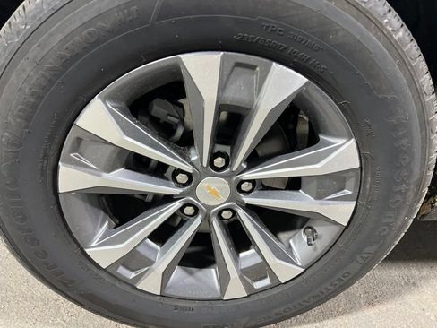 Used 2026 Chevrolet Equinox LT FWD image 40