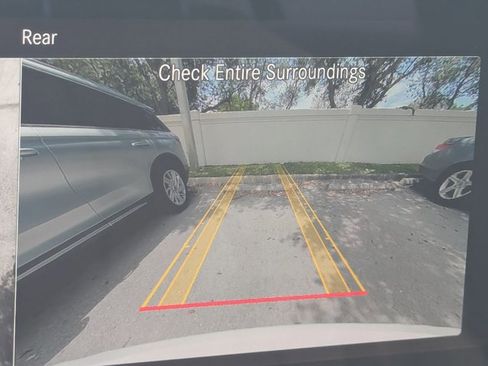 Used 2023 Mercedes-Benz E 350 4MATIC Sedan image 6