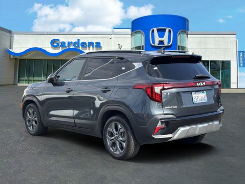 Used 2024 Kia Seltos S AWD/4WD image 4