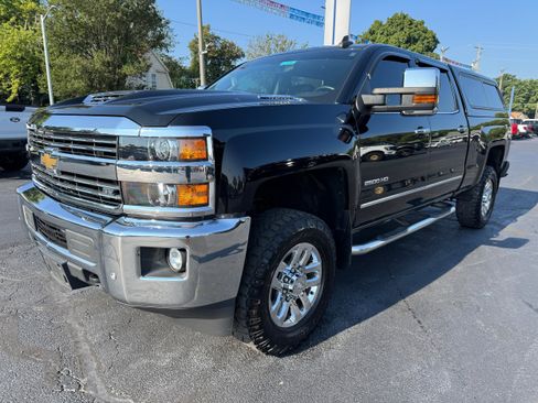Used 2018 Chevrolet Silverado 2500 LTZ w/ Duramax Plus Package image 3