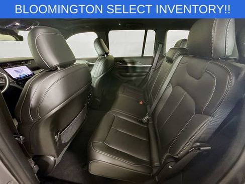 New 2025 Jeep Grand Cherokee Limited image 25