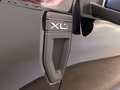 New 2025 Ford Maverick XLT w/ XLT Luxury Package image 15