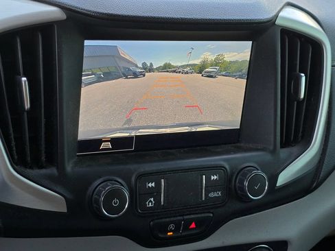 Certified 2022 GMC Terrain SLT AWD/4WD image 9