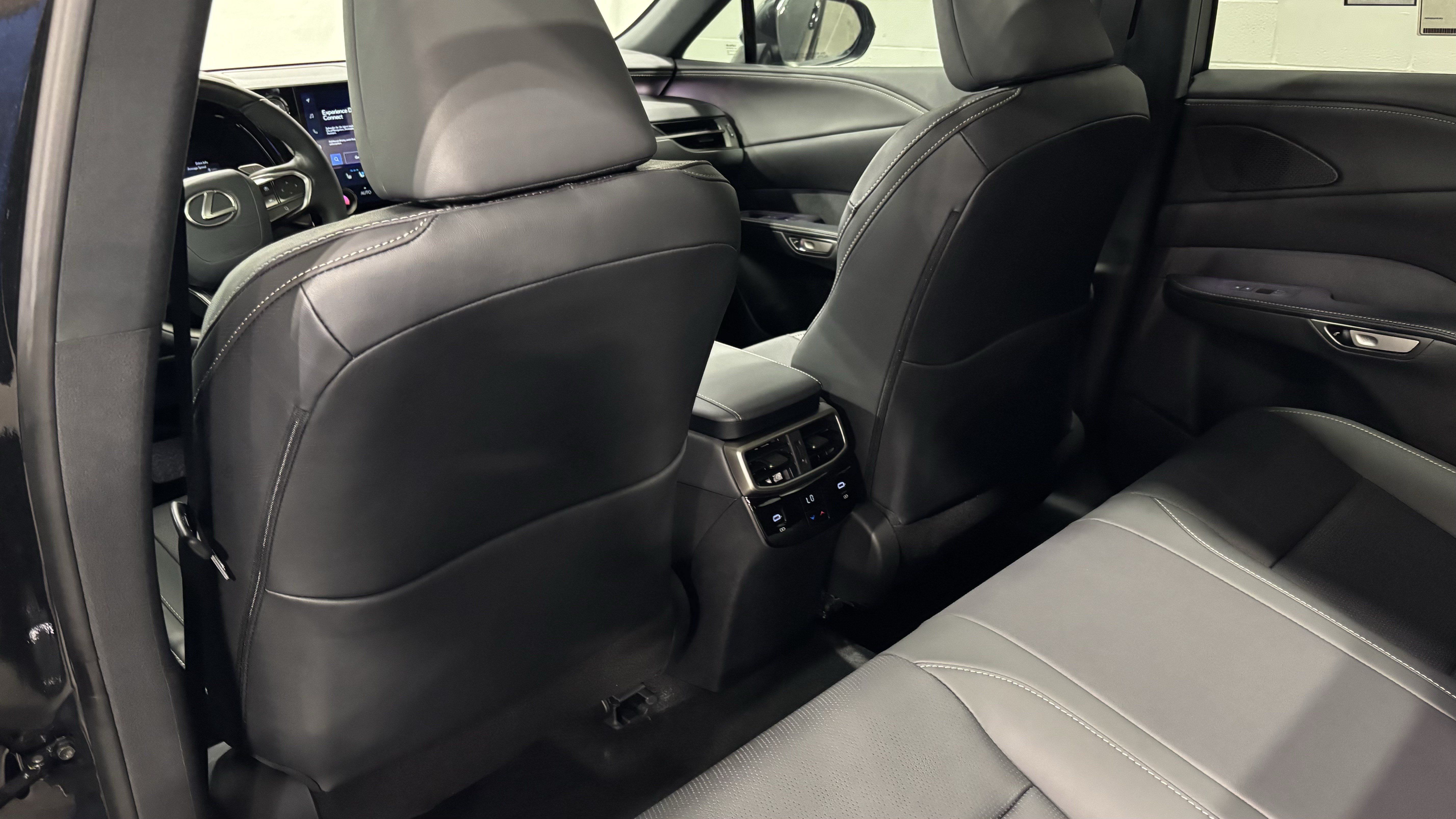 New 2026 Lexus RX 350 w/ Convenience Package AWD/4WD image 34