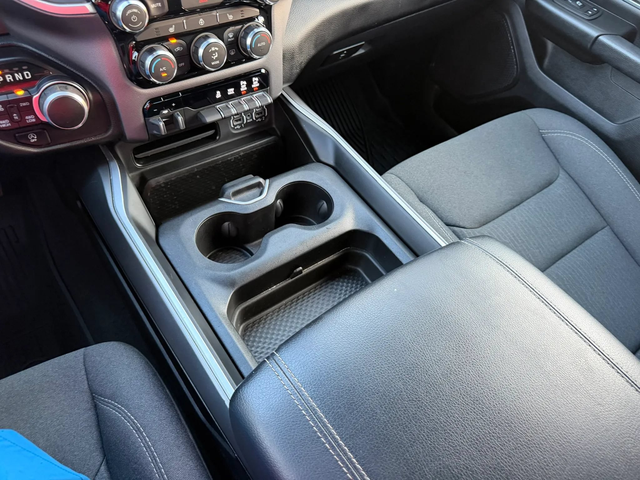 Used 2022 RAM 1500 Big Horn AWD/4WD image 39