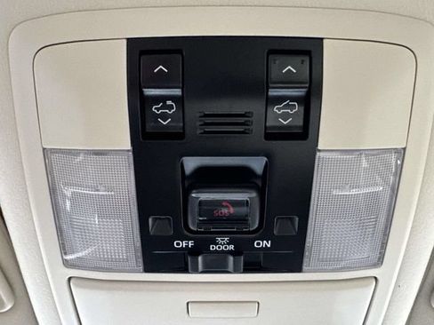 Used 2023 Lexus GX 460 Luxury w/ Accessory Package AWD/4WD image 24