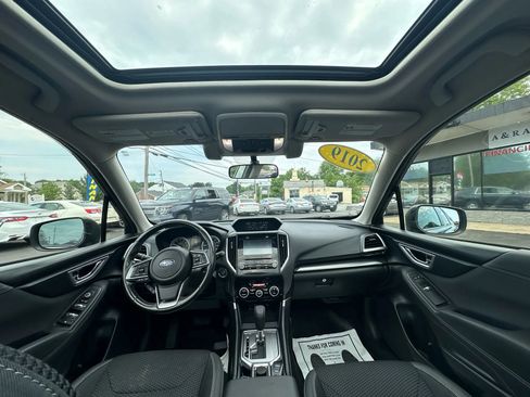 Used 2019 Subaru Forester Premium image 12