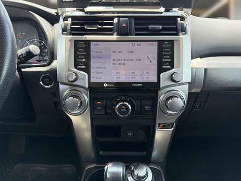 Used 2021 Toyota 4Runner SR5 AWD/4WD image 15