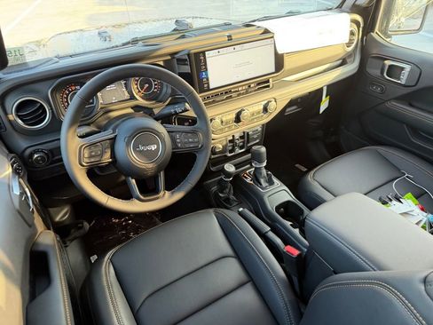 New 2026 Jeep Gladiator Sport image 11