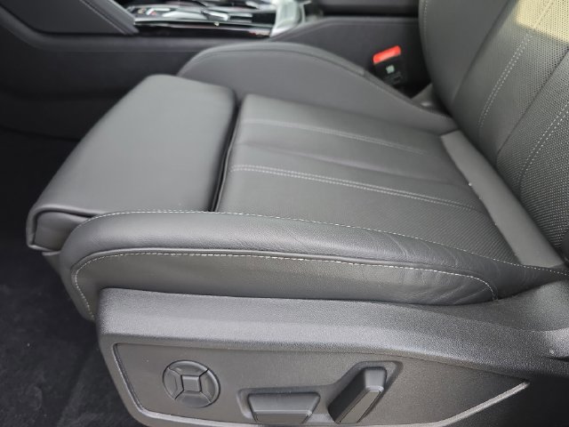 Used 2025 Audi Q5 Premium Plus w/ Premium Plus AWD/4WD image 28