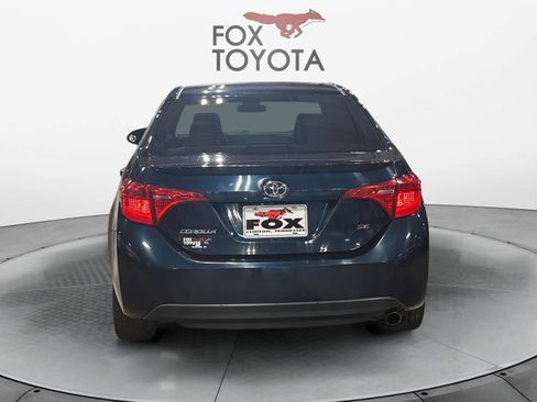Used 2017 Toyota Corolla SE FWD image 5