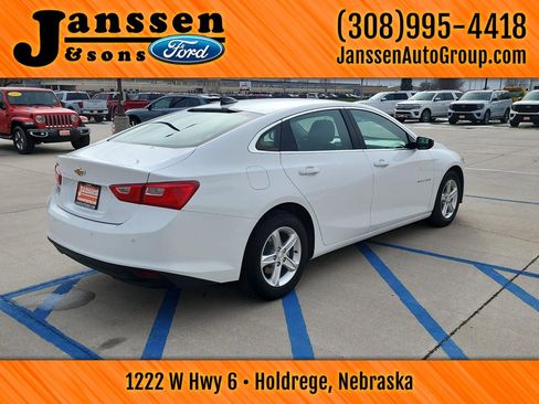 Used 2024 Chevrolet Malibu LS image 6