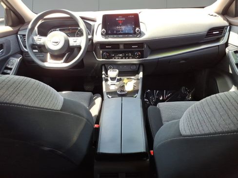 Used 2023 Nissan Rogue SV AWD/4WD image 7