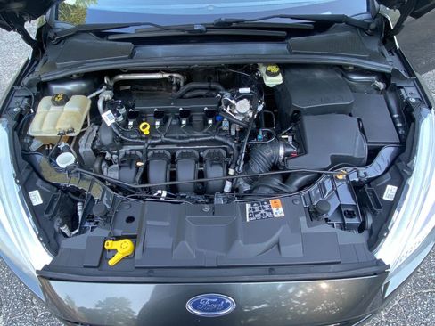 Used 2017 Ford Focus SE FWD image 51