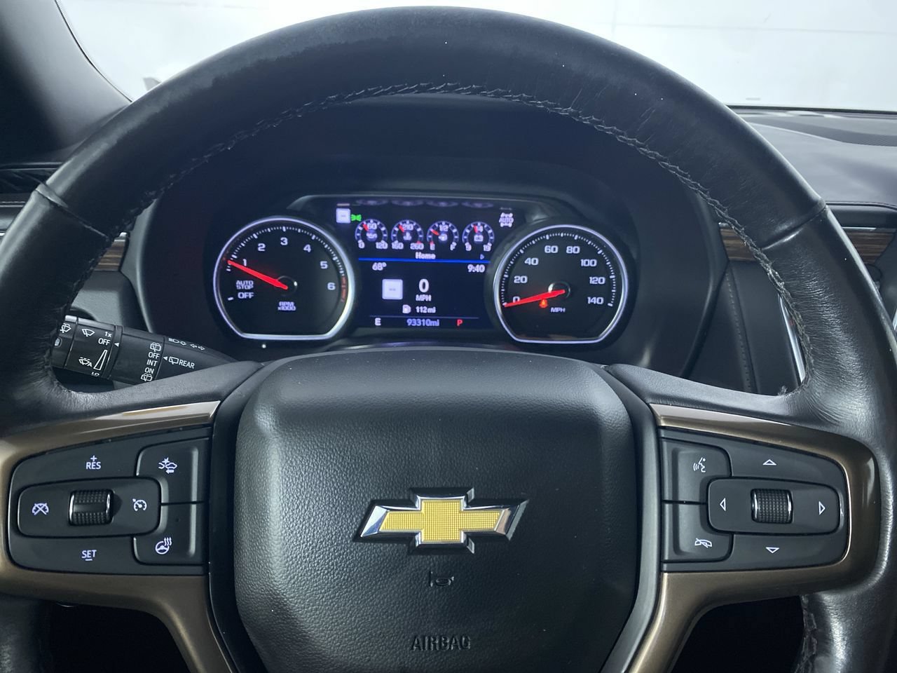 Certified 2021 Chevrolet Suburban High Country AWD/4WD image 3