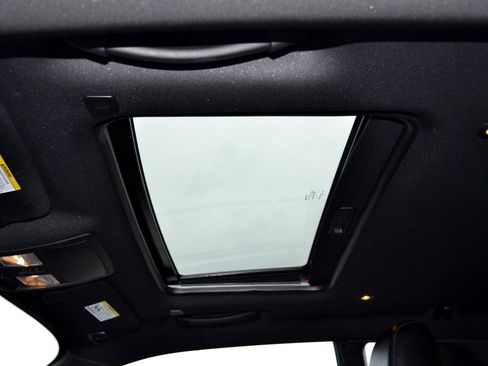 Used 2021 Dodge Challenger GT w/ Plus Package image 26