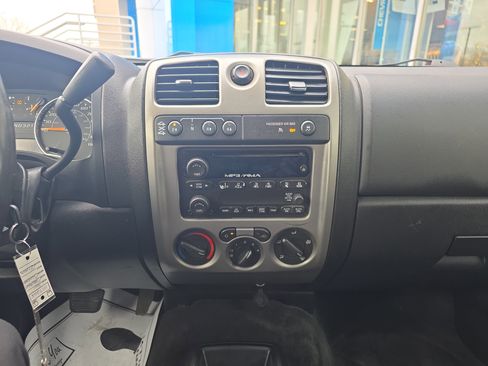 Used 2011 Chevrolet Colorado LT image 19