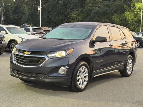 Used 2018 Chevrolet Equinox LS FWD image 7