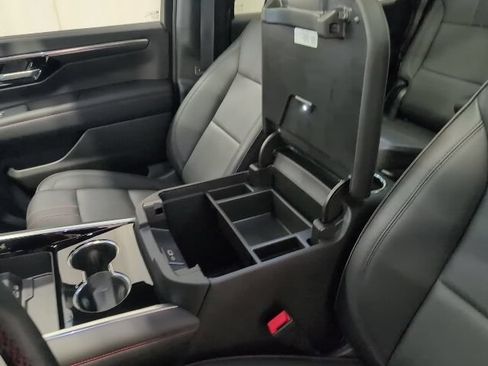 Used 2025 Chevrolet Tahoe RST w/ Comfort Package AWD/4WD image 18