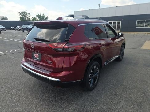 Used 2026 Nissan Rogue Platinum w/ Platinum Premium Package AWD/4WD image 5