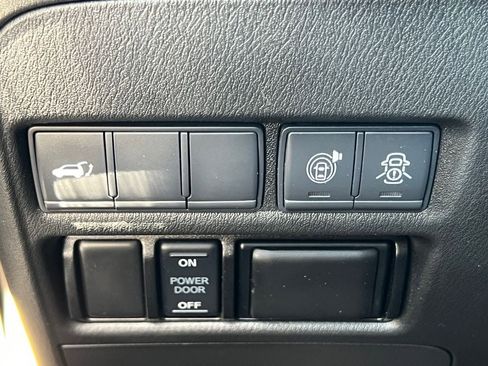 Used 2020 Nissan Armada SL w/ Premium Package AWD/4WD image 21