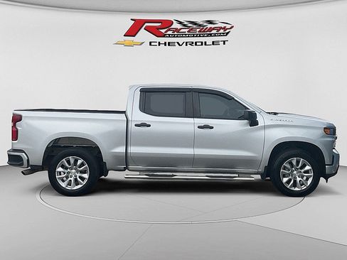 Used 2020 Chevrolet Silverado 1500 Custom w/ Custom Value Package RWD image 6