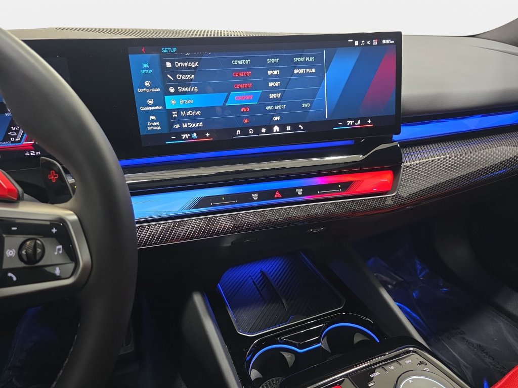 Used 2025 BMW M5 Touring AWD/4WD image 19