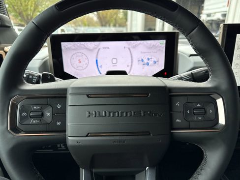 New 2025 GMC Hummer EV 2X w/ Extreme Off-Road Package image 27