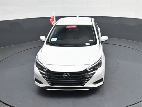 Used 2025 Nissan Versa SV w/ Trunk Package image 45