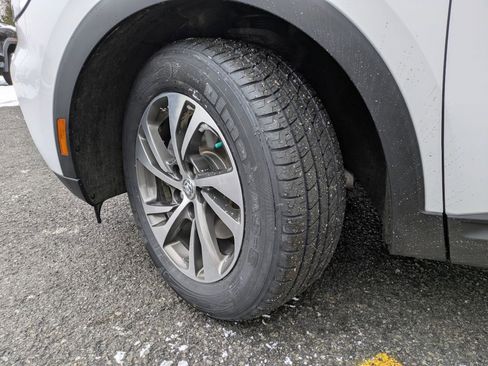 Certified 2023 Buick Envision Essence AWD/4WD image 39