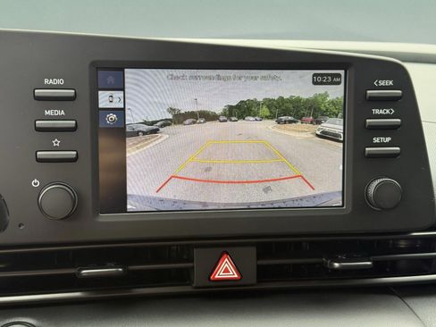 New 2025 Hyundai Elantra Sport image 7