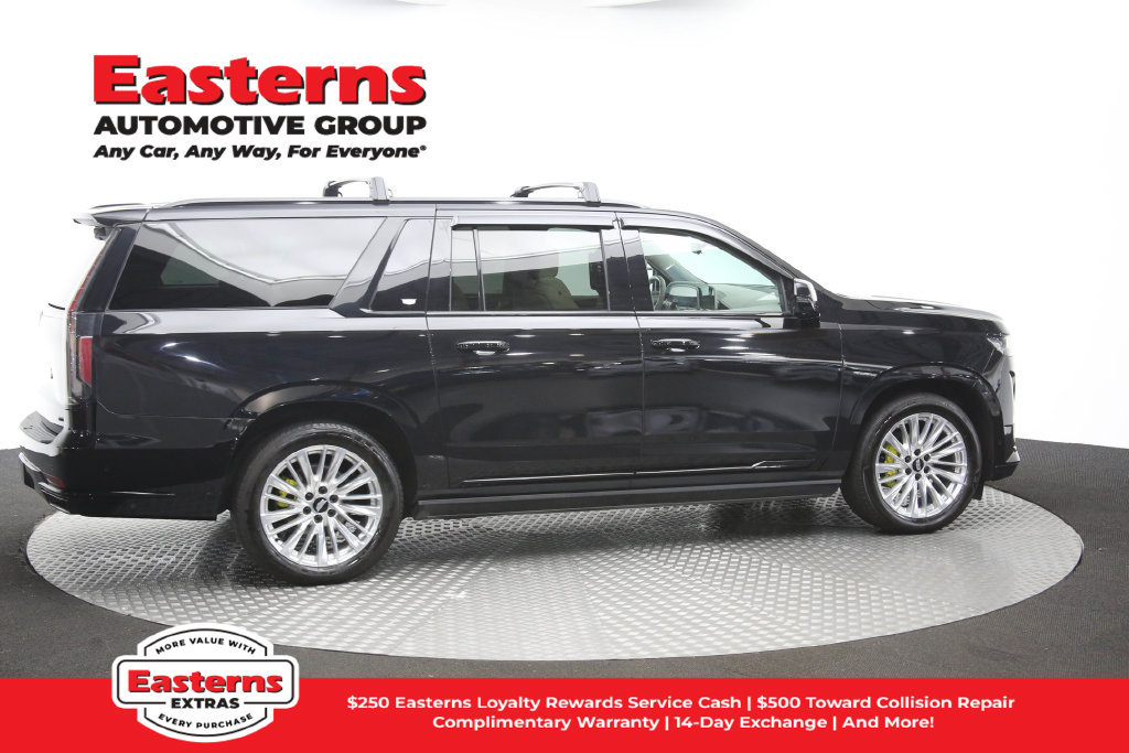 Used 2024 Cadillac Escalade ESV Sport Platinum w/ LPO, ONYX Package AWD/4WD image 52