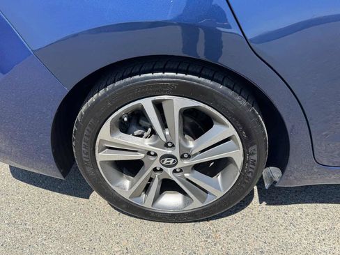 Used 2017 Hyundai Elantra Limited w/ Limited Ultimate Package 05 FWD image 37