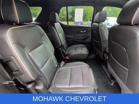 Used 2024 Chevrolet Traverse Premier w/ Redline Edition AWD/4WD image 28