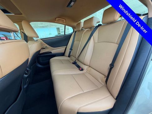 Used 2024 Lexus ES 350 w/ Premium Package FWD image 22