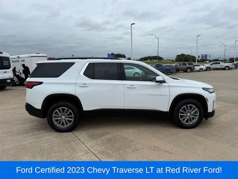 Used 2023 Chevrolet Traverse LT FWD image 4