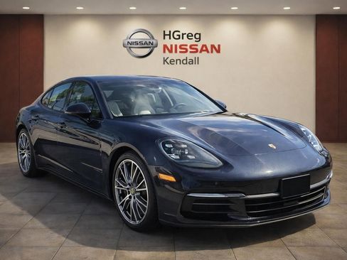 Used 2018 Porsche Panamera 4 w/ Premium Package Plus image 6